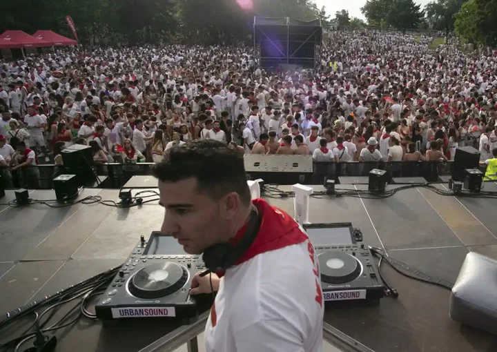 dj fueros